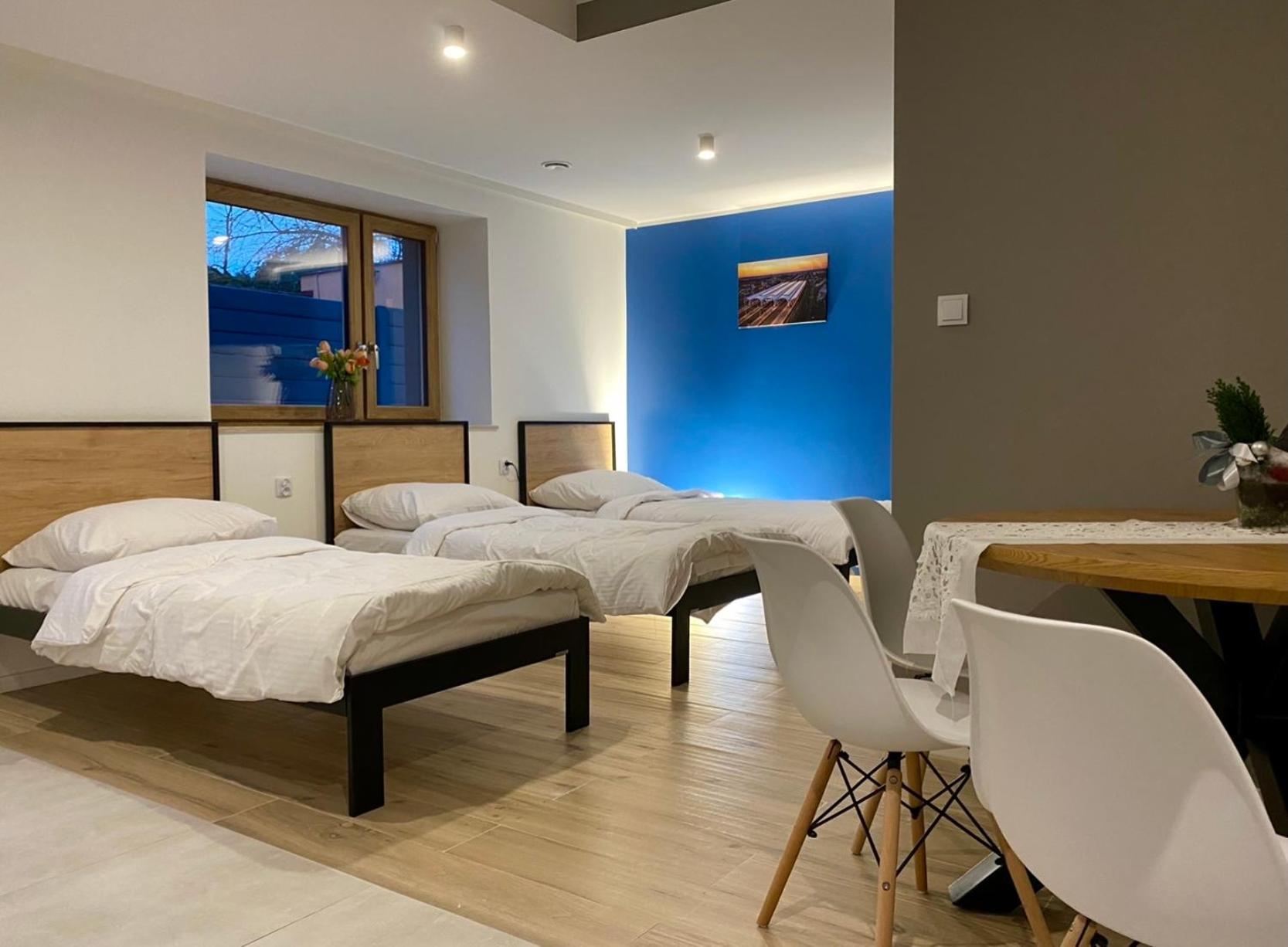 Tanie Noclegi Gliwice - Apartamenty Lowicka 28 Exterior foto