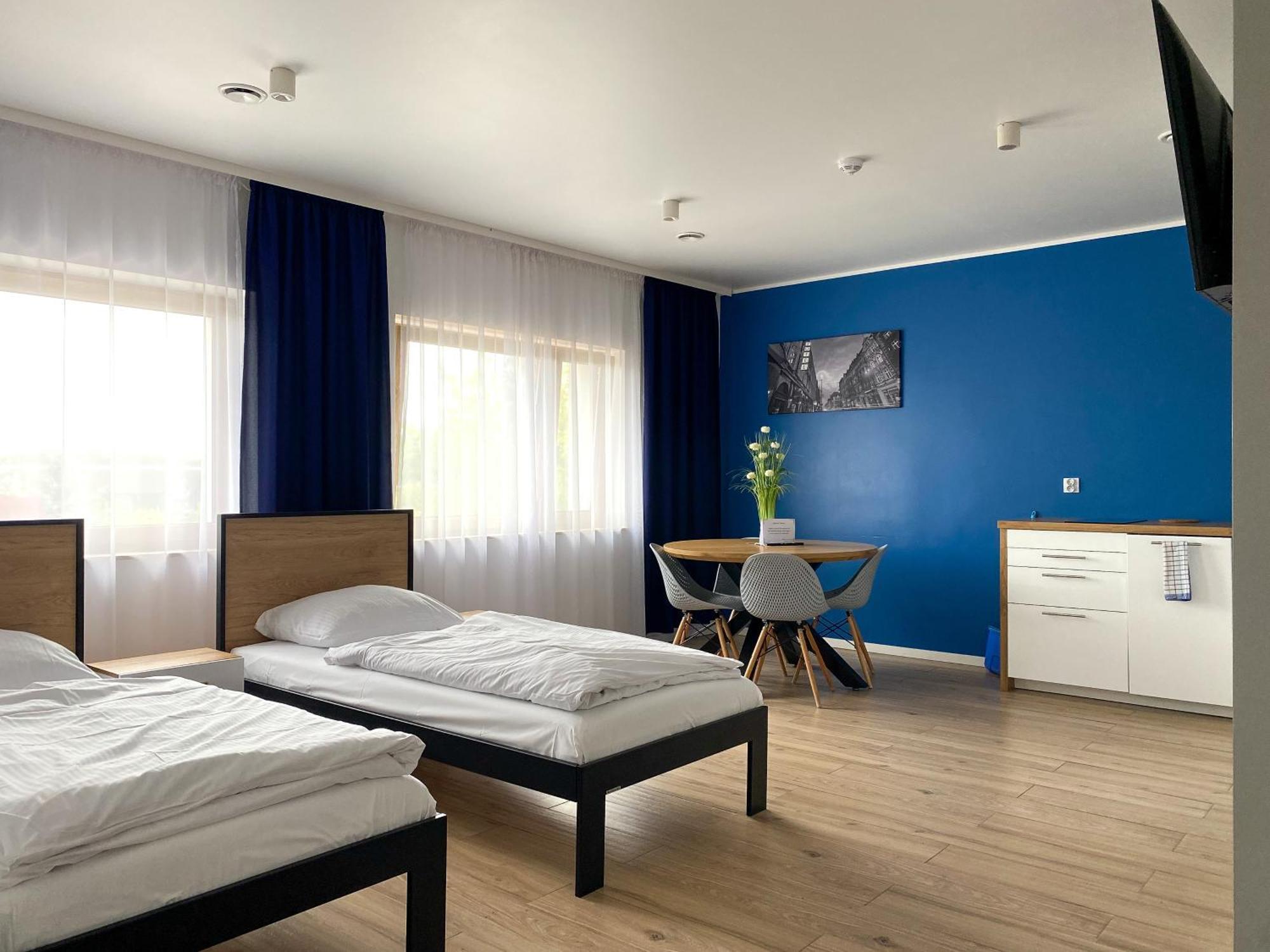 Tanie Noclegi Gliwice - Apartamenty Lowicka 28 Exterior foto